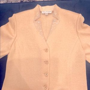 St. John Gold Suit tank top M Jacket 10, Skirt 10